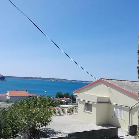 Josip -tomic Apartmán